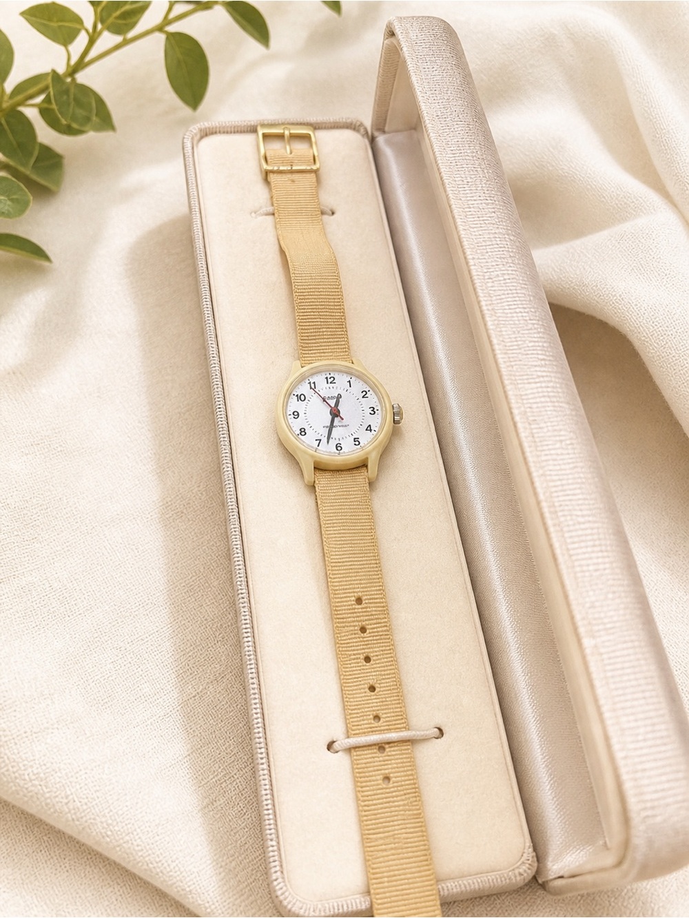 Vintage 1986 Timex Petite Watch Cream Fabric Strap Analog Women’s Retro Classic